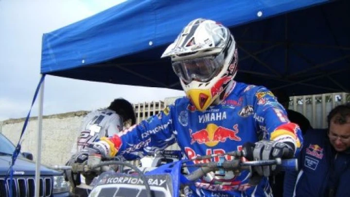 Cairoli e il team Yamah De Carli in pista a Licola (NA)