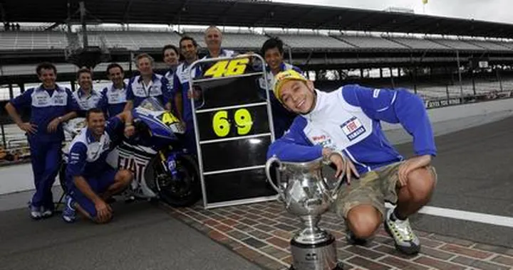 Indianapolis, parla Rossi: "quattro vittorie consecutive, in onore di Nonno Dario"