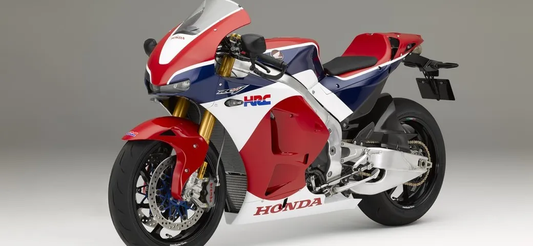 Honda RC213V-S 2015: svelati dati tecnici e prezzo [FOTO]