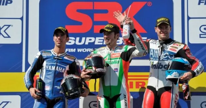 Gallery dei Box e del Paddock della SBK di Brno