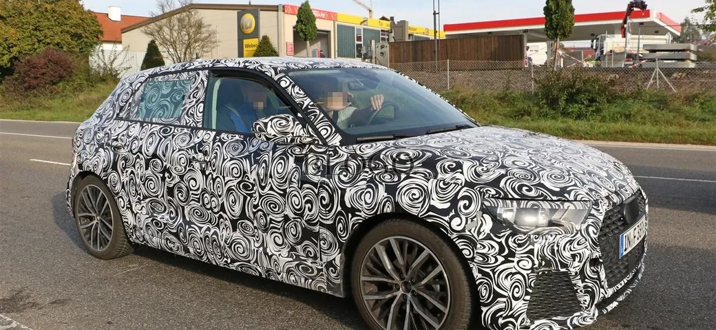 Audi A1: foto spia della nuova generazione