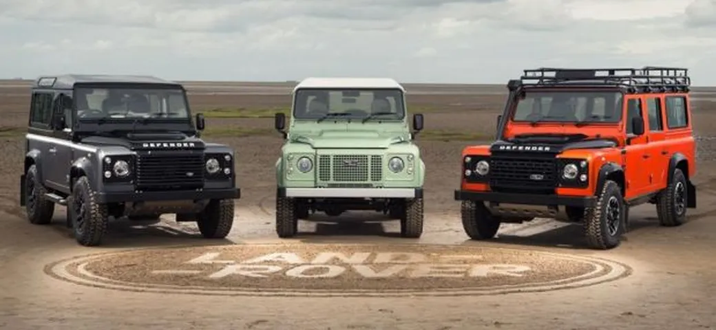 Arrivano le Land Rover Defender Heritage, Adventure e Autobiography
