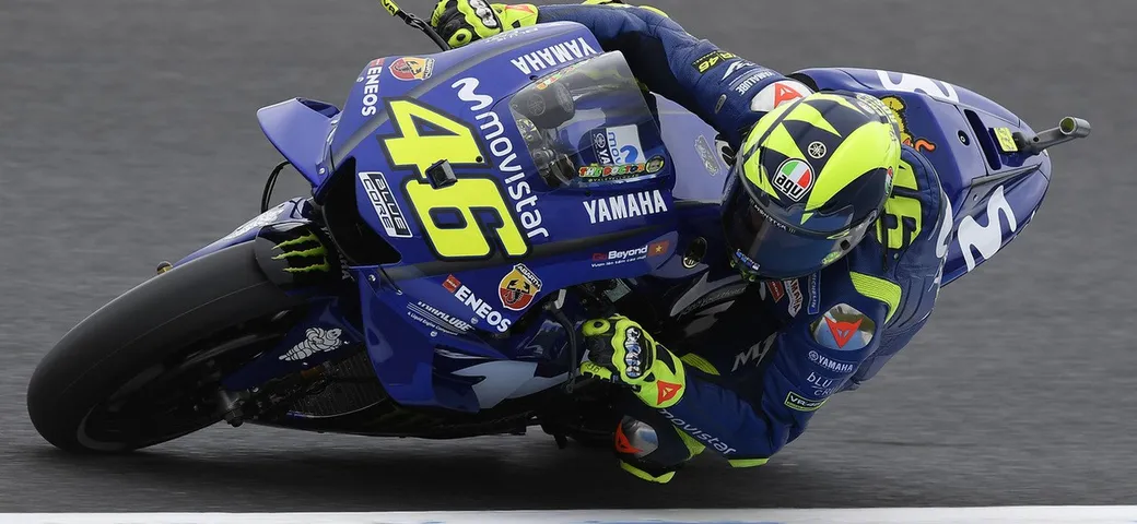 Australia, Rossi in 3a fila: 