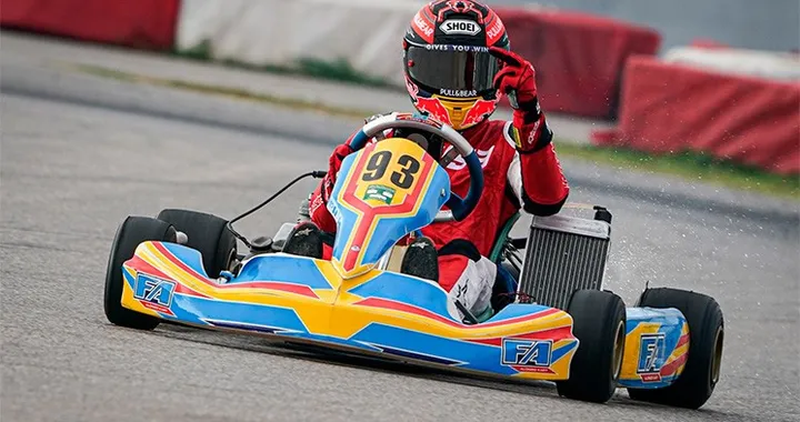 Una giornata sui kart per Marc Marquez