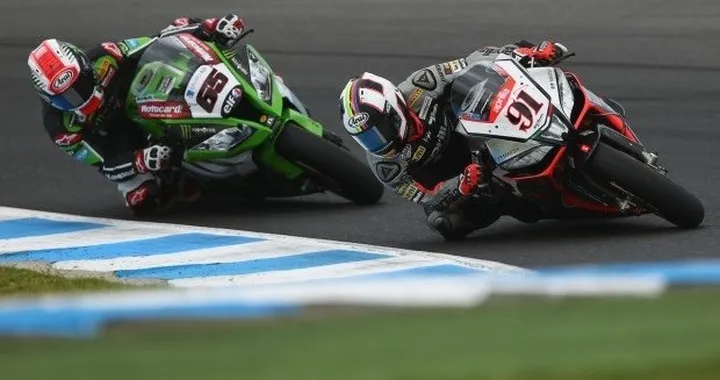 SBK Australia 2015: Rea vince subito in Gara-1, Haslam trionfa in Gara-2 [Foto]