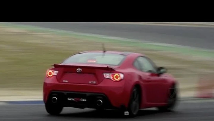 Chris Harris prova la Toyota GT 86