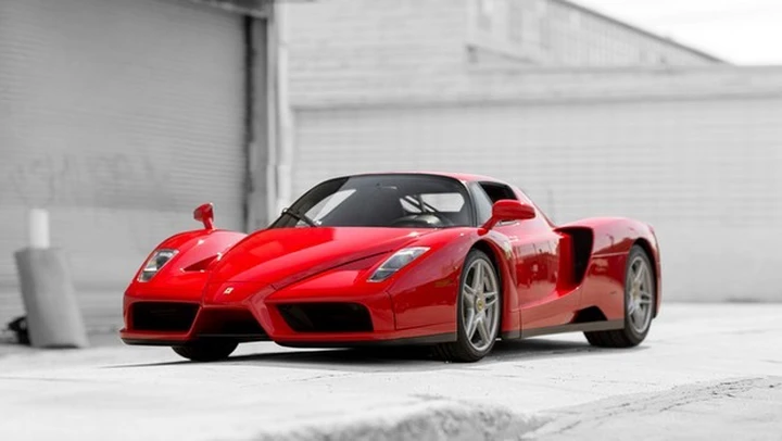Ferrari Enzo: all'asta l'esemplare di Giovanni Paolo II