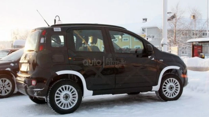 Foto spia Fiat Panda 4x4