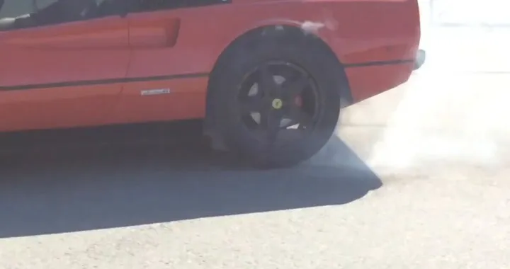 Ferrari 308 GTE: la Ferrari elettrica con cambio Porsche