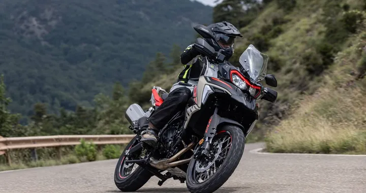 Benelli TRK: prezzi bloccati e valigie in regalo, la promozione prosegue