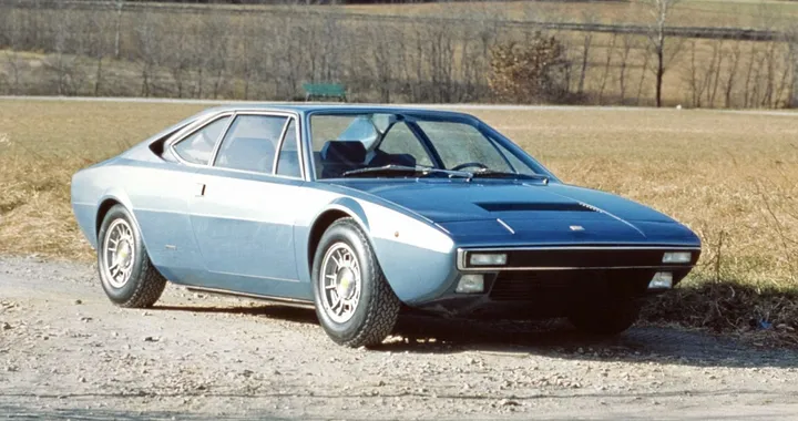 Ferrari Dino: la storia del modello GT4