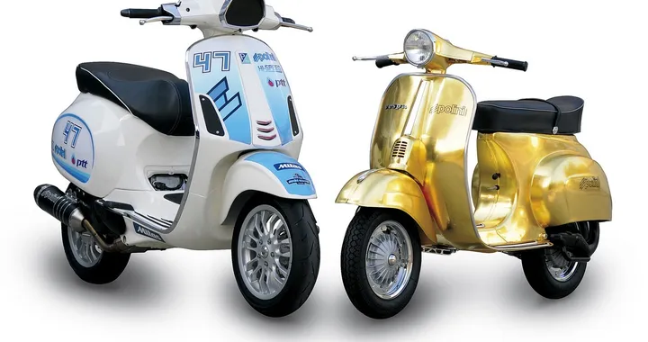 Polini ad EICMA con la Vespa Oro 23 Carati e Vespa 171 4T