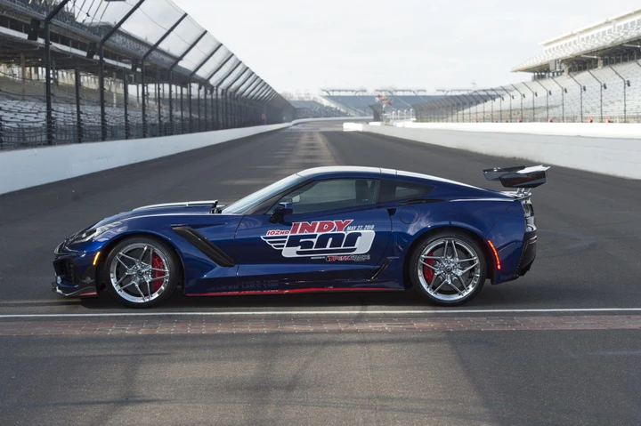 Corvette ZR1: safety car della 500 miglia di Indianapolis