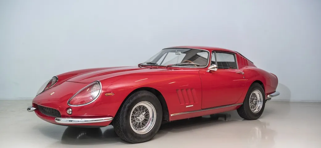 Auto dei vip: le 3 Ferrari più belle possedute da Little Tony