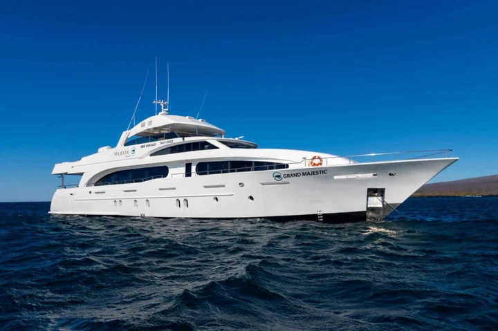 Un superyacht da 70 milioni di dollari sbarca all’Elba: ecco chi c’era a bordo