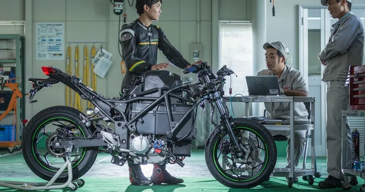 I "Big Four" giapponesi uniti per la moto elettrica del futuro