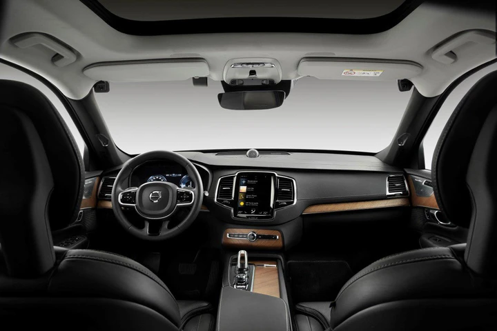 Volvo: telecamere a bordo contro la guida in stato di ebbrezza