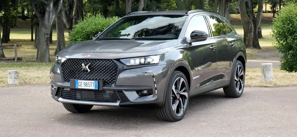 DS7 Crossback PureTech 225 Performance Line+: la prova su strada