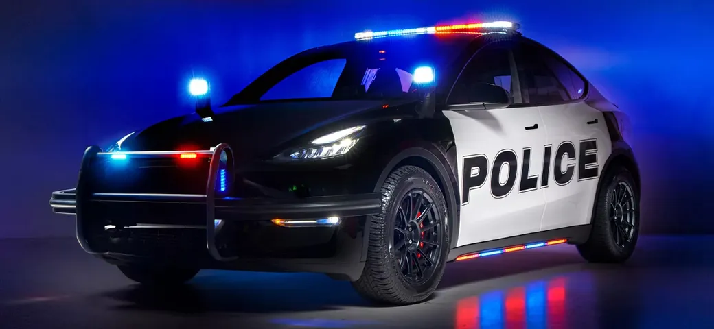 Unplugged Performance mostra la Tesla Model Y da polizia definitiva