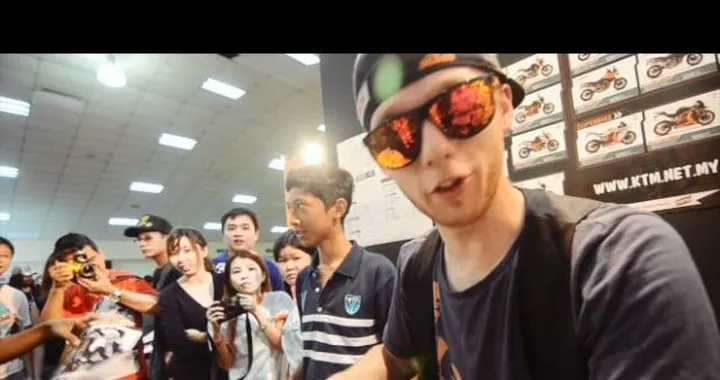 Rok Bagoros al MotoXpo di Kuala Lumpur /video