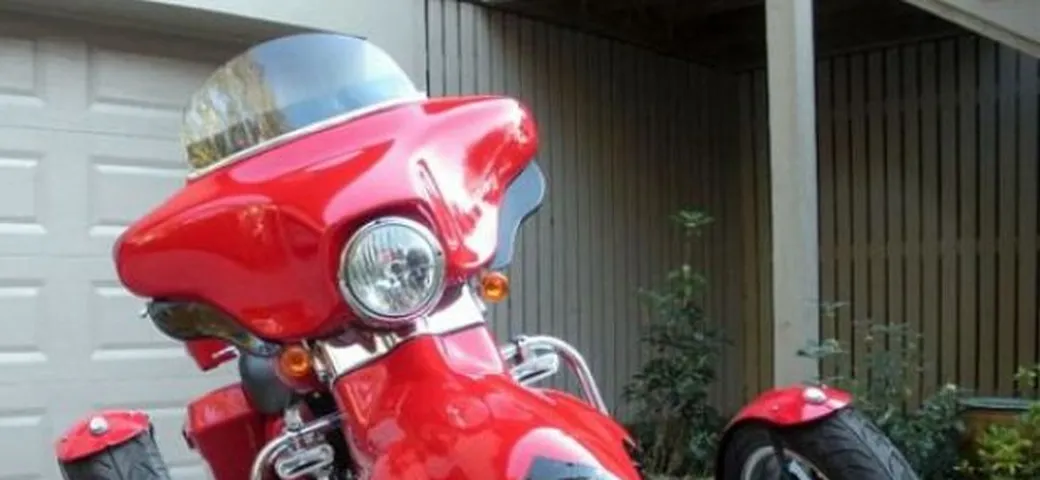 TRT Tilting Reverse Trike: un kit per trasformare moto Harley in Trike