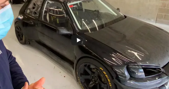 Una 'folle' Peugeot 106 con 670 CV