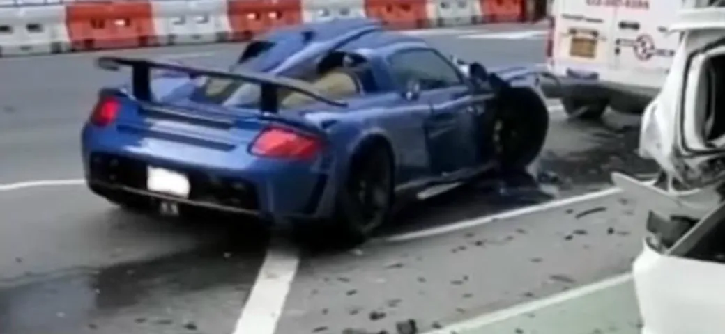 Gemballa Mirage GT: tizio si schianta e fugge a New York [Video]