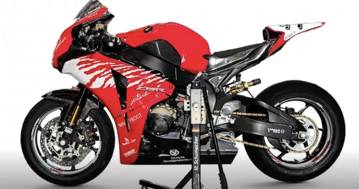 Schumacher, adrenalina e mito: un’asta per collezionisti con il cuore in pista