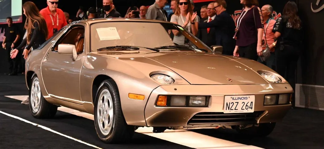 Venduta a un prezzo record la Porsche 928 di Tom Cruise in Risky Business