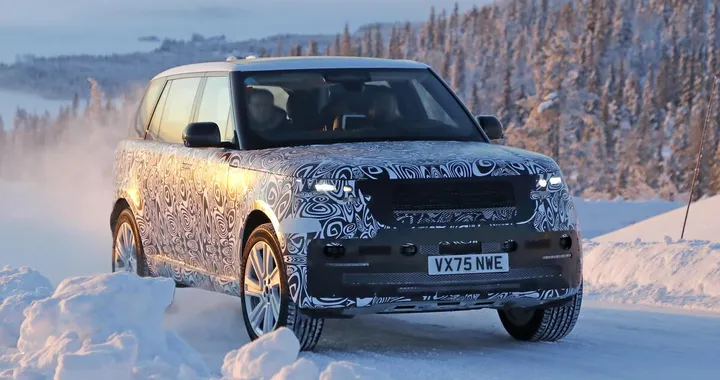 Range Rover, è già tempo di restyling: come potrebbe cambiare