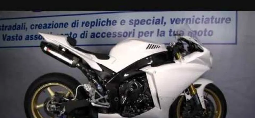 Carenatura per Yamaha YZF-R1 by Flamingo Corse
