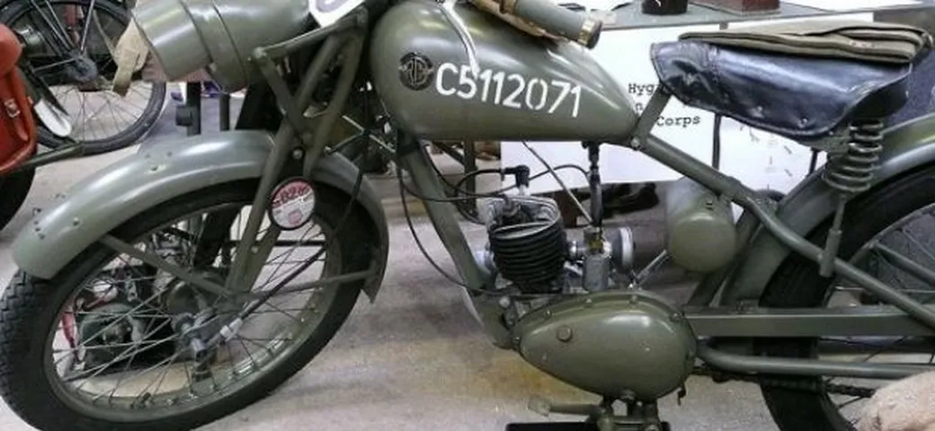 Moto militari: la Royal Enfield Flying Flea dell'esercito britannico