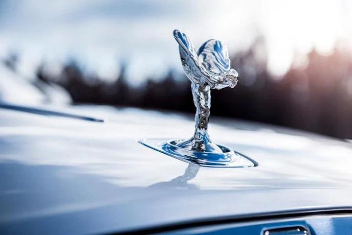 Rolls-Royce: il Coronavirus ferma la produzione