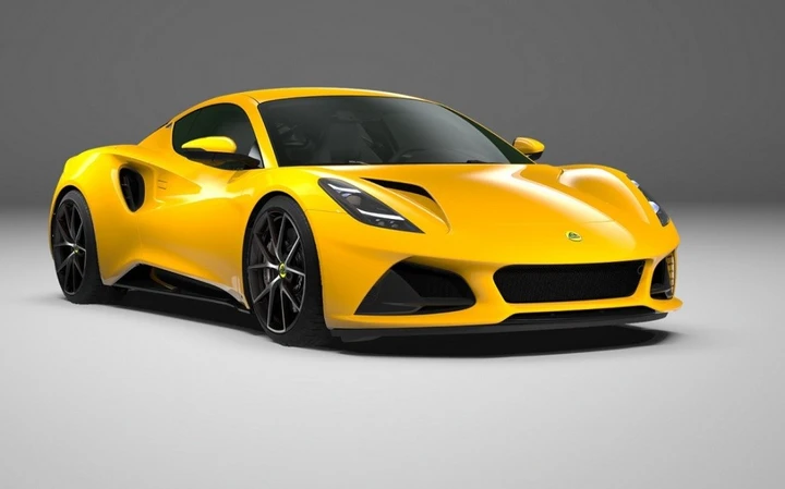 Lotus Emira V6 First Edition: configuratore online, dotazioni e prezzi