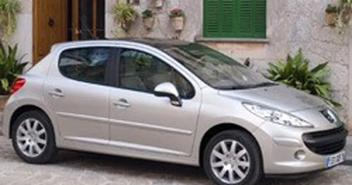 Un giudizio francese sulla Peugeot 207: molte luci, qualche ombra