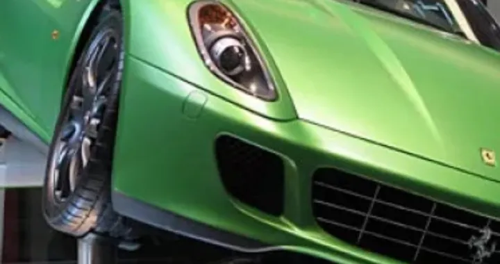 La prima ibrida di Ferrari: una vettura ormai dimenticata