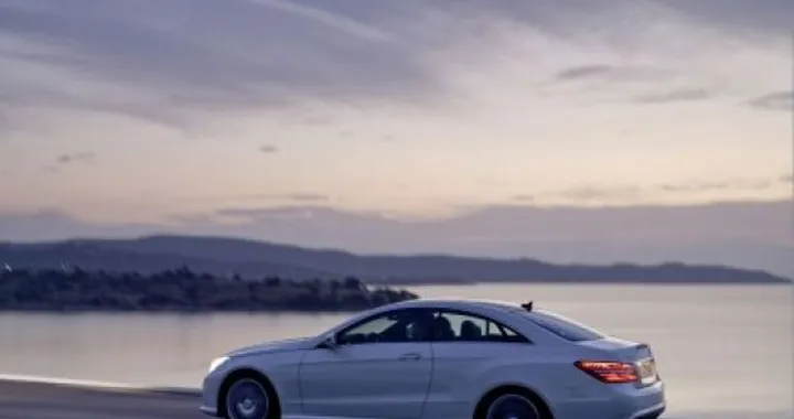 Mercedes E Coupè: dati tecnici e listino ufficiale