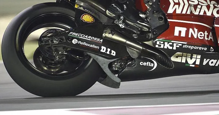 Max Biaggi: "L'aerodinamica? E' fondamentale con potenze da MotoGP"