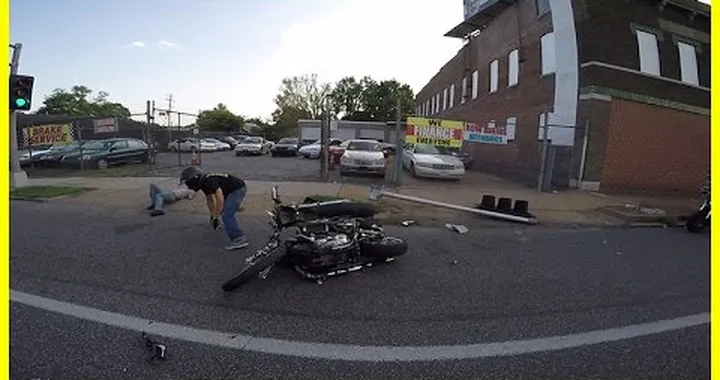 La follia in moto è sempre stupida