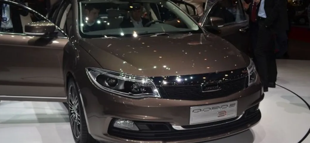 Qoros 3 berlina sarà in vendita da 16.000 Euro