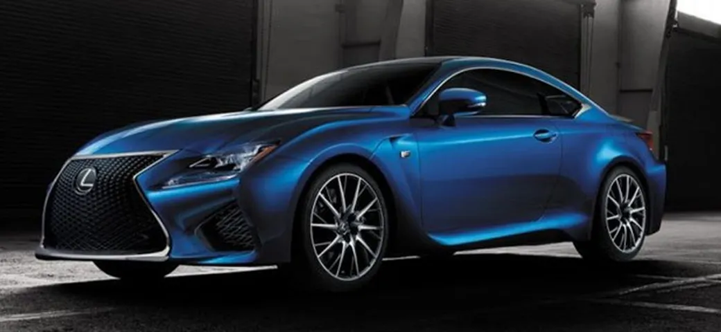 Lexus RC-F: il sound in video