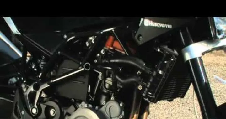 Husqvarna Nuda 900: Il video Test di Motoblog