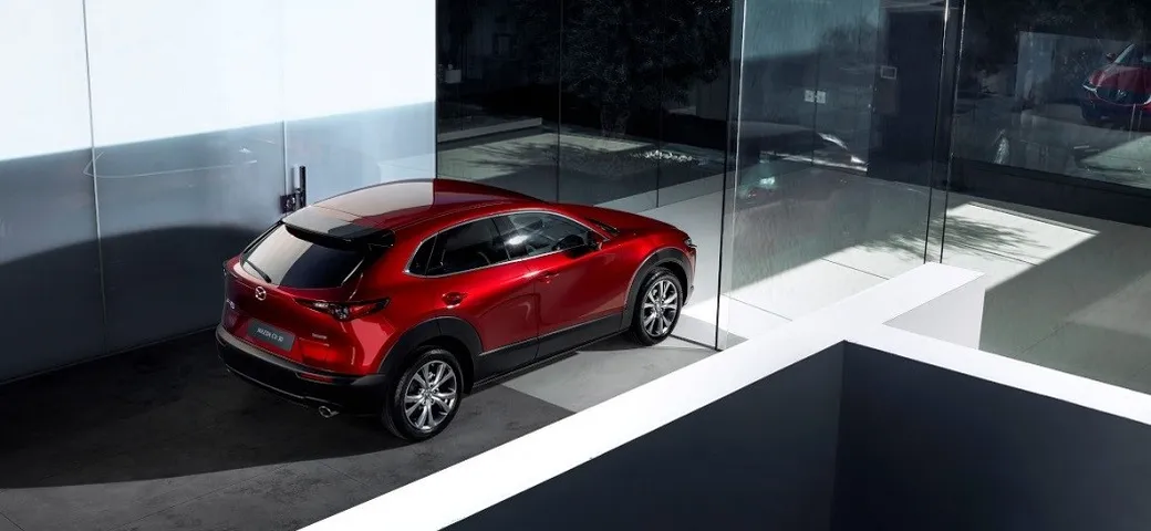 Mazda CX-30 2021: prezzi e nuovo motore e-SkyActiv X