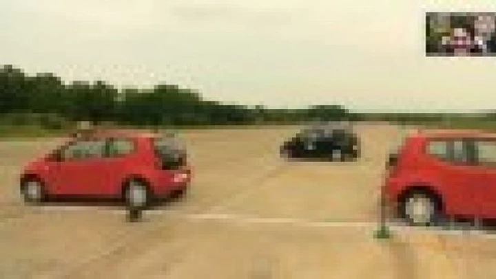 Nuovo record di parcheggio in retromarcia