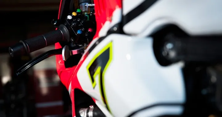 WSBK, Ducati punta al mondiale 2016 con la Panigale bicilindrica. A Borgo Panigale presto il rombo del nuovo 4 cilindri…