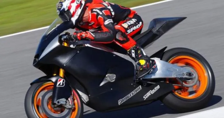 MotoGP: Colin Edwards, "Le CRT sono sfruttabili al 65%, elettronica non all'altezza"