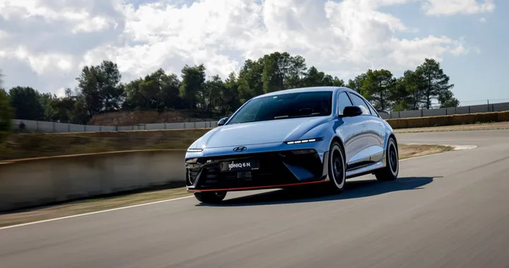 Hyundai IONIQ 6 N: la berlina elettrica che vuole sfidare le supercar