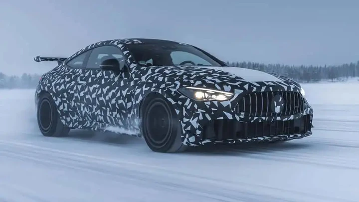 Mercedes-AMG CLE 63 Mythos, il V8 ritorna: si parla di 650 CV e appena 30 esemplari