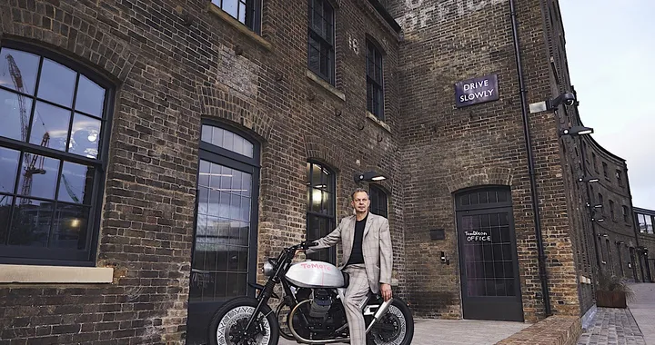 Moto Guzzi al London Design Festival 2019