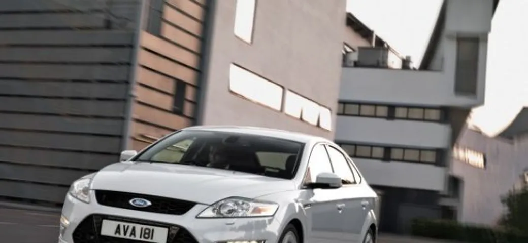 Ford Mondeo 2010: foto e dati ufficiali